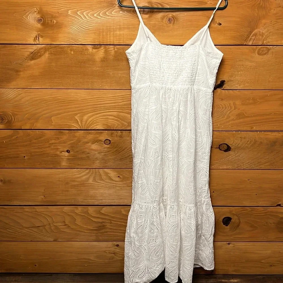 Banana Republic midi eyelet dress twisted bodice M boho cottagecore Event Party - Picture 3 of 9